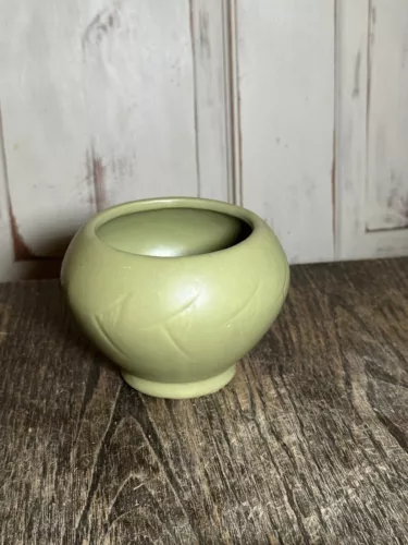 Vintage McCoy Pottery Floraline 415 MCM Planter Pot Abstract Fish Design Green