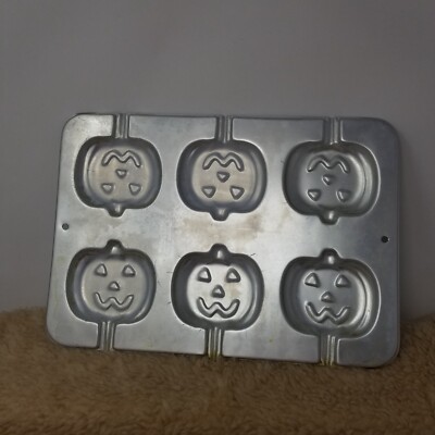 VTG 90s Wilton Jack-O-Lantern Pumpking Cookie Treat Pan See Pics