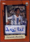 Osvaldo Ardiles Auto /25 2025 Topps Argentina Focus
