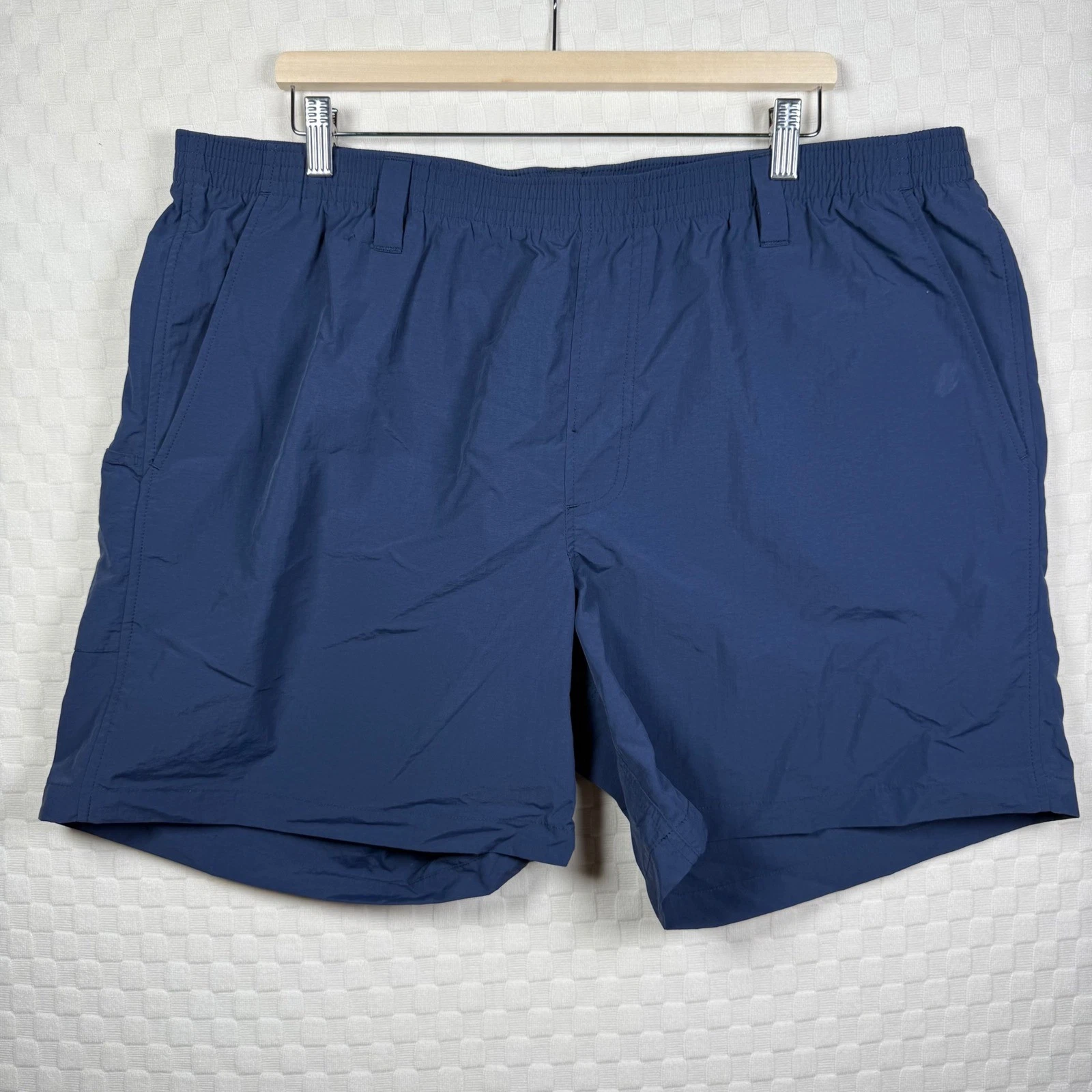 Southern Tide Men Navy Hybrid Shorts Quick Dry Cargo Pocket XXL
Opens in a new window or tab