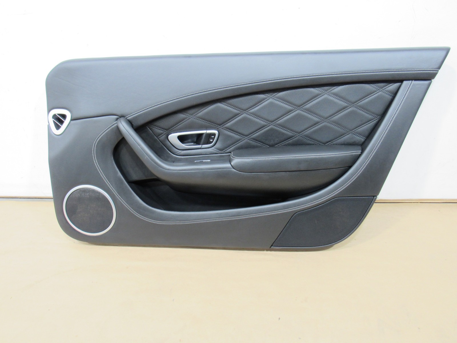 12-18 Bentley Continental GT W12 2015 Right Passenger Door Cover Trim Panel ;:A
