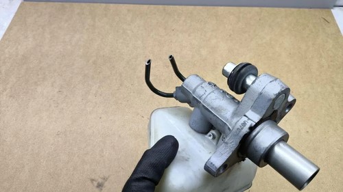 MERCEDES-BENZ S W221 Bremszylinder A2214300002 3.00 Diesel 173kw 2007 33117978