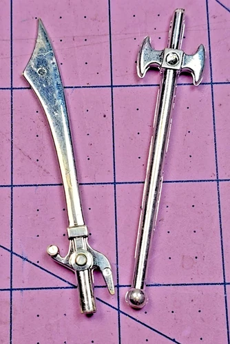 Select Convertors Avarians Robat Transformer Robot Toy 1984 Japan Vintage Swords