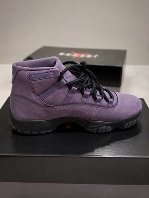 Jordan Air Jordan 11 Retro Mid Top Purple/Black/Pink Cushioned Suede 