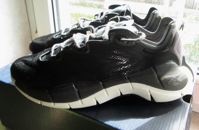 REEBOK ZIG KINETICA II GROW UNISEX MESH SNEAKER SCHUHE BLACK SCHWARZ WEISS 42 NE