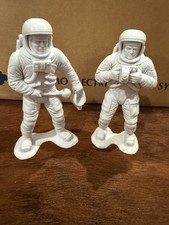 2 Vintage Louis Marx Astronauts Figures 1970 Made in USA