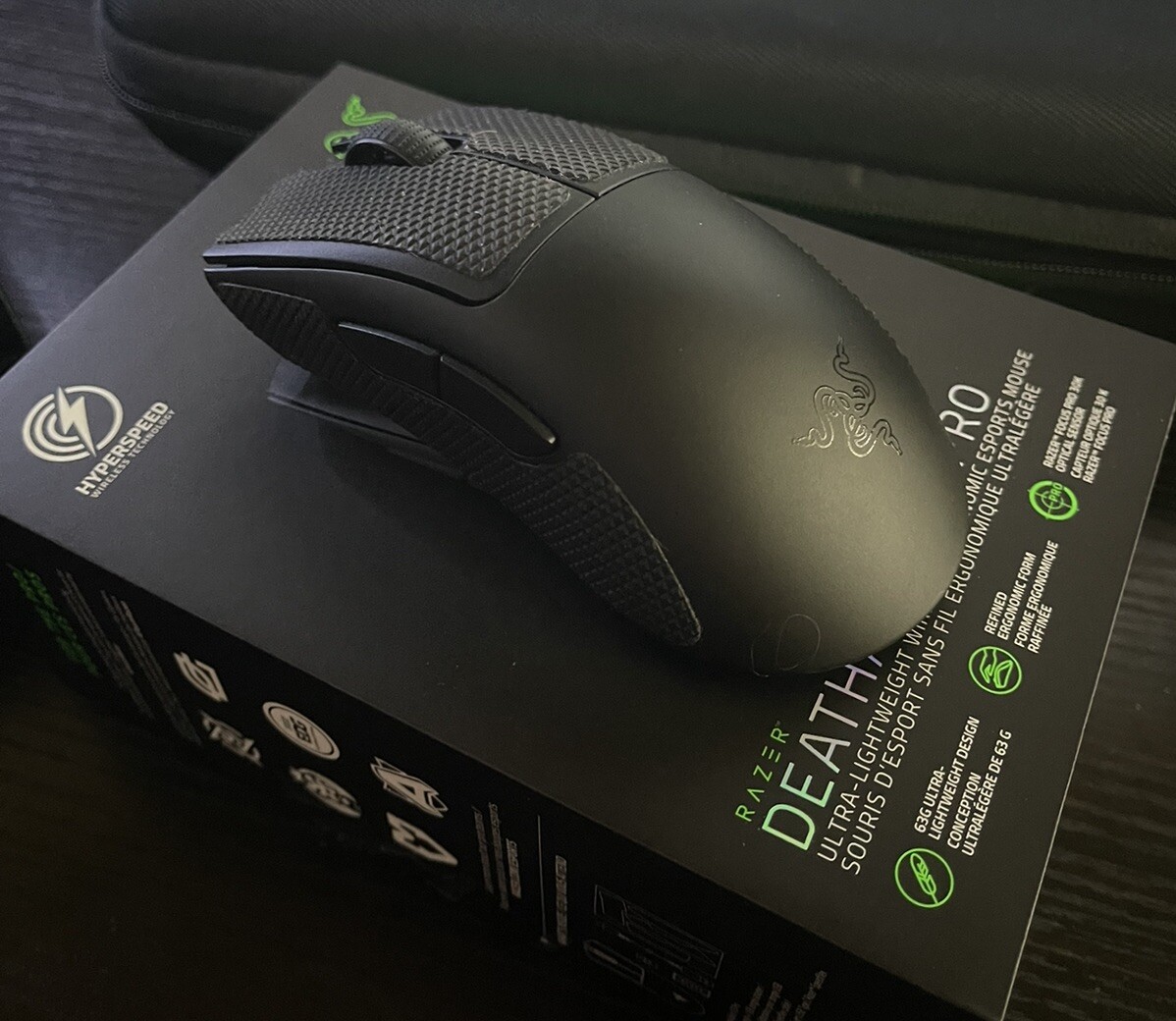 Razer DeathAdder V3 Pro Wireless Gaming Mouse With New Skates Ergo Conseil scolaire