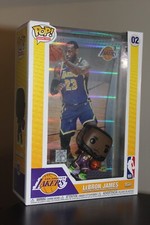 Funko Pop! Figura de vinilo de tarjetas coleccionables LeBron James #02 de Los Angeles Lakers