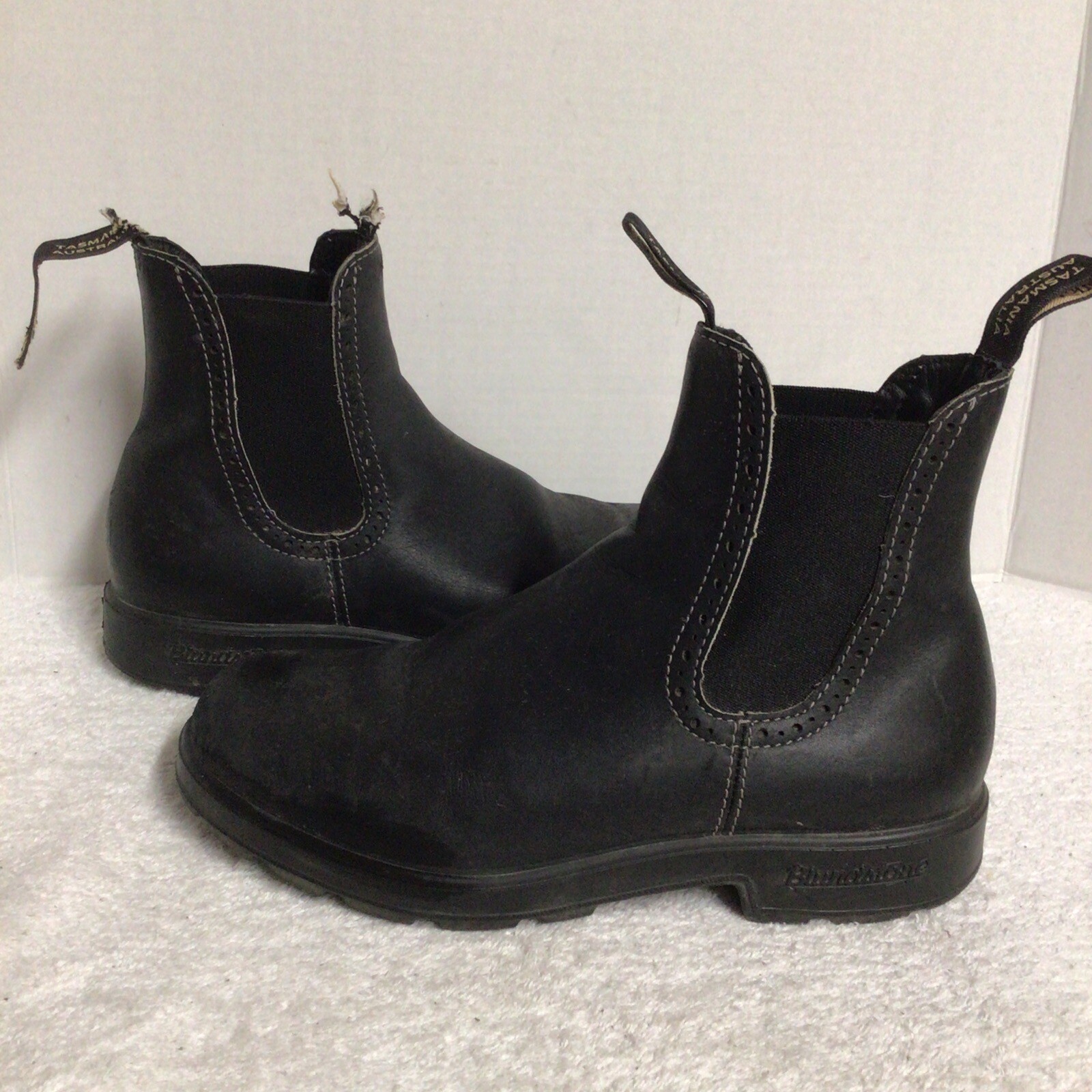 BLUNDSTONE Tasmania Australia Chelsea Distressed Boots Black Leather