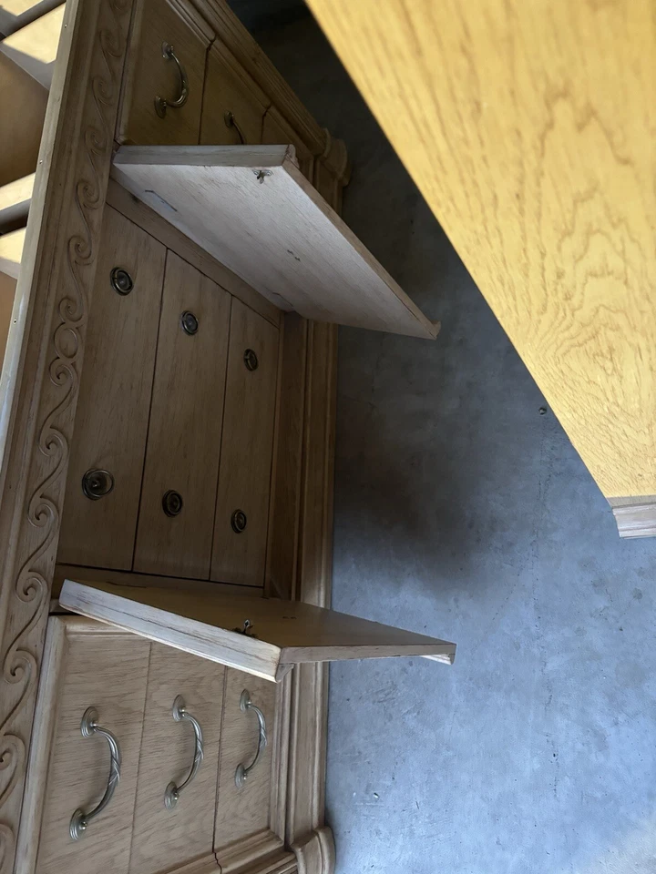 Mesa de salón y armario de China - Calidad reliquia de madera maciza Foto 3 de 4