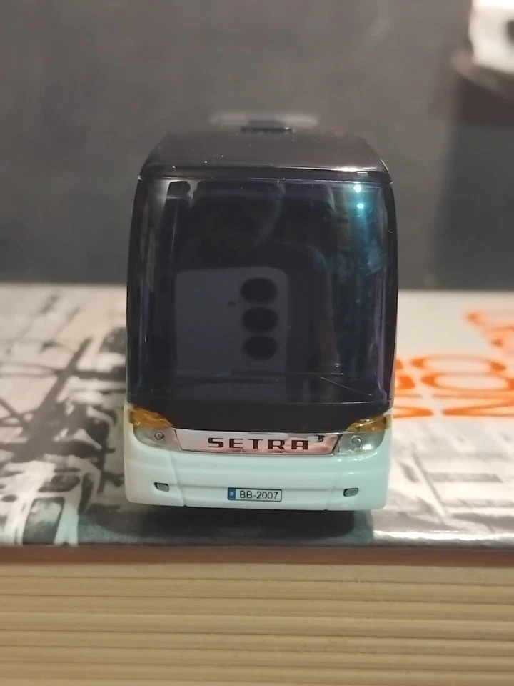 AWM 76533 Pullman 3 assi SETRA S417 "bus blickpunkt" - scala H0 - Immagine 2 di 4