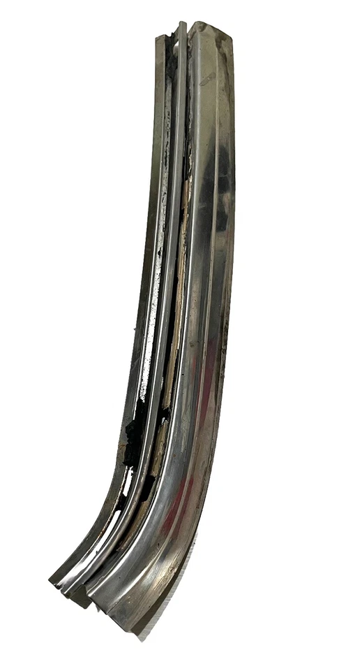 Original GM 1962-1964 Corvair Cromo A Pilar Moldura Derecha Convertible Foto 2 de 2