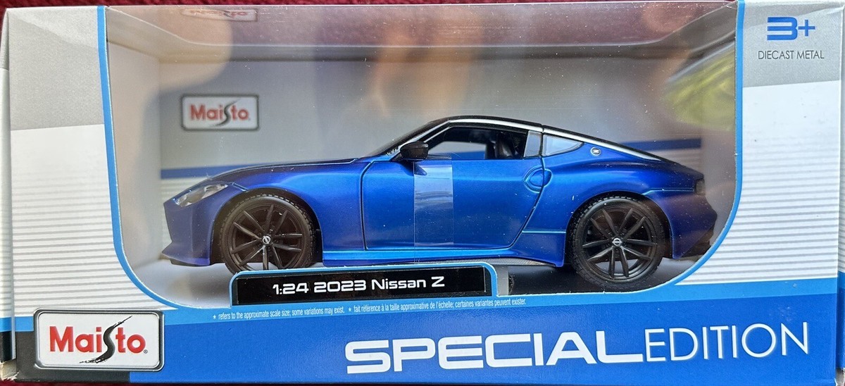 2023 Nissan 400Z Z Coupe Blue Diecast Car 1:24 Maisto | eBay