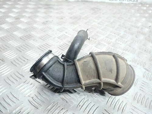 Opel Astra G 2000 Diesel 74kW Ansaugrohr Ansaugschlauch Turbolader UST63225