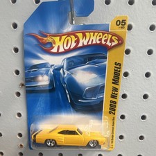 Hot Wheels 2008 New Models '69 Dodge Coronet Super Bee 1:64 Yellow Diecast Car