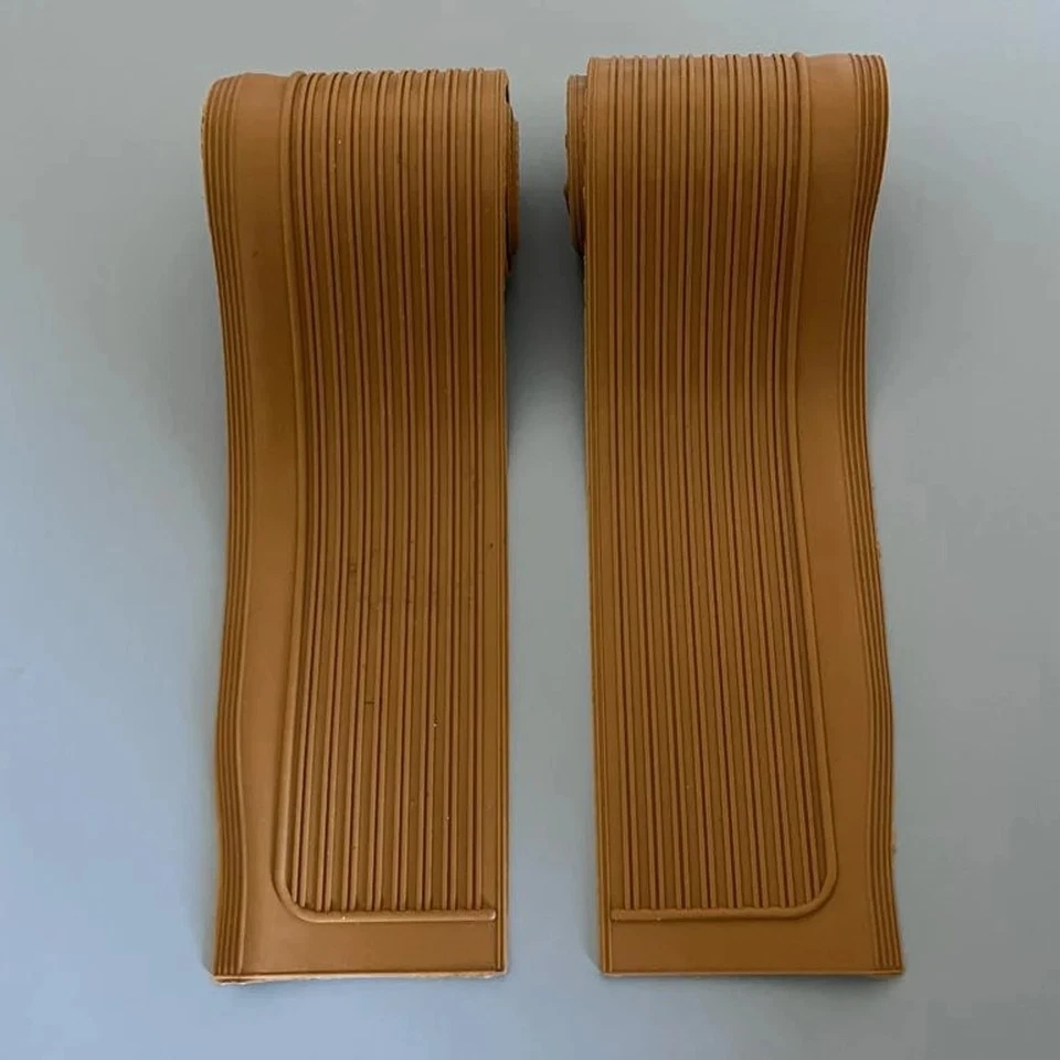 For Mercedes-Benz R107 SL-SLC KLASSE Pair Rubber Door Sill Mats Protect Palomino - image 2 of 4