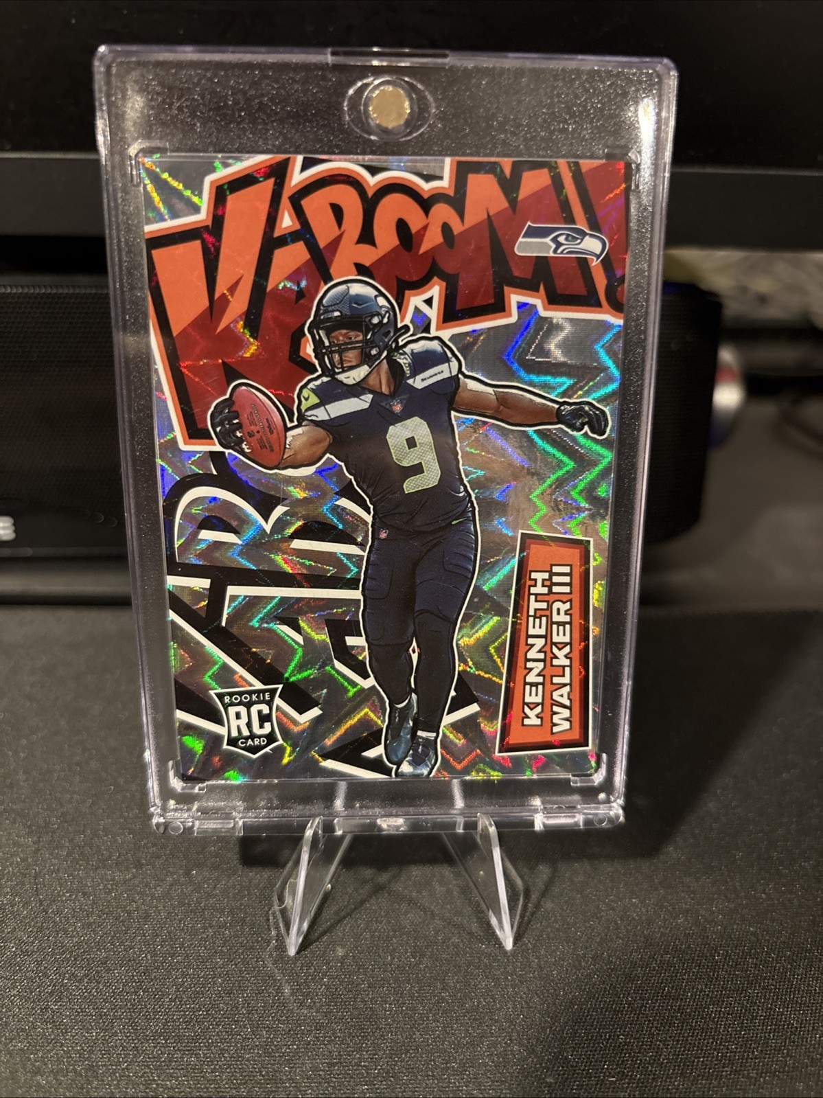 2022 Panini Absolute - Kaboom! Vertical Kenneth Walker III #K40 (RC)