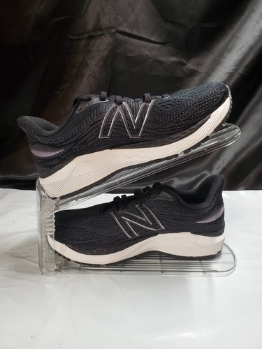 Zapatos para correr New Balance Fresh Foam 860v12 unisex (negro/blanco) 6 mujeres/4,5 hombres - Imagen 3 de 6