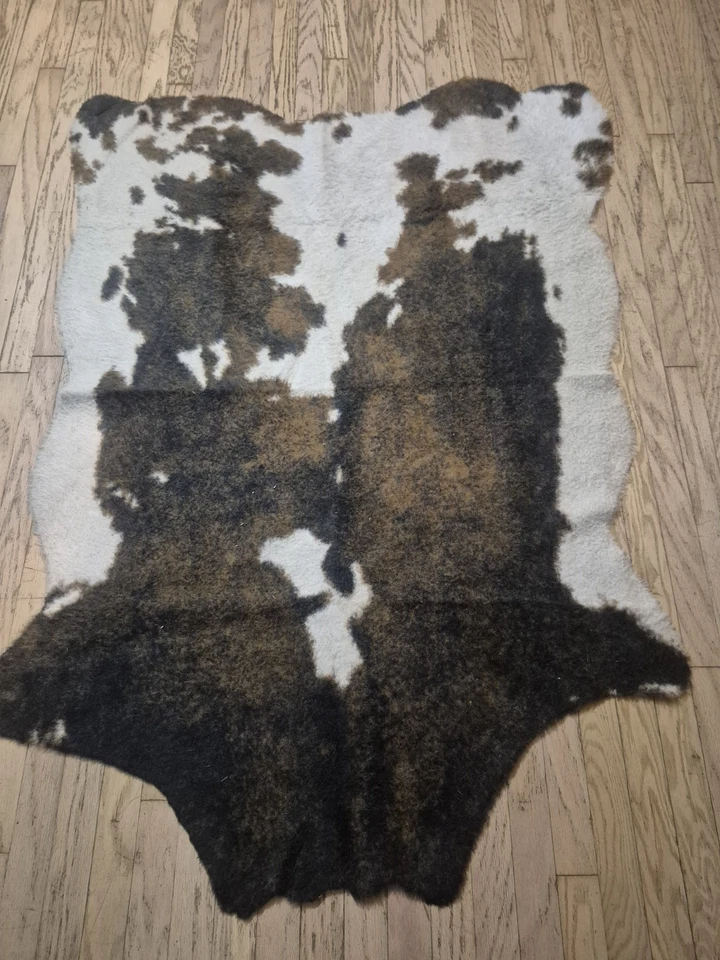 Alfombra Loloi II Grand Canyon GC-05 imitación cuero de vaca 4x5 (3'10" x 5') beige marrón... Foto 2 de 3