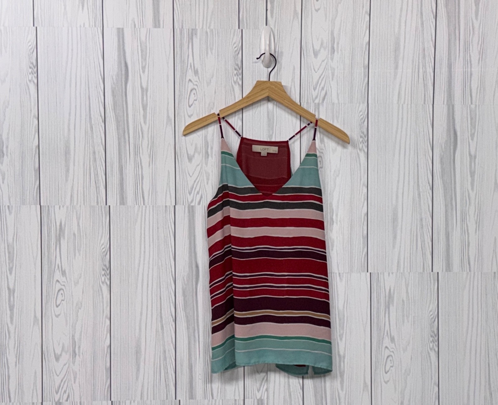 Ann Taylor LOFT sleeveless top womens size small petite blouse patterned