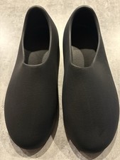 Yeezy Sl-03 Men’s Size 10 NEVER WORN Fast Shipping