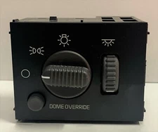 Ac/Delco Headlight Switch #15755595 - Fits: Silverado/Suburban/Tahoe ('99-'02)