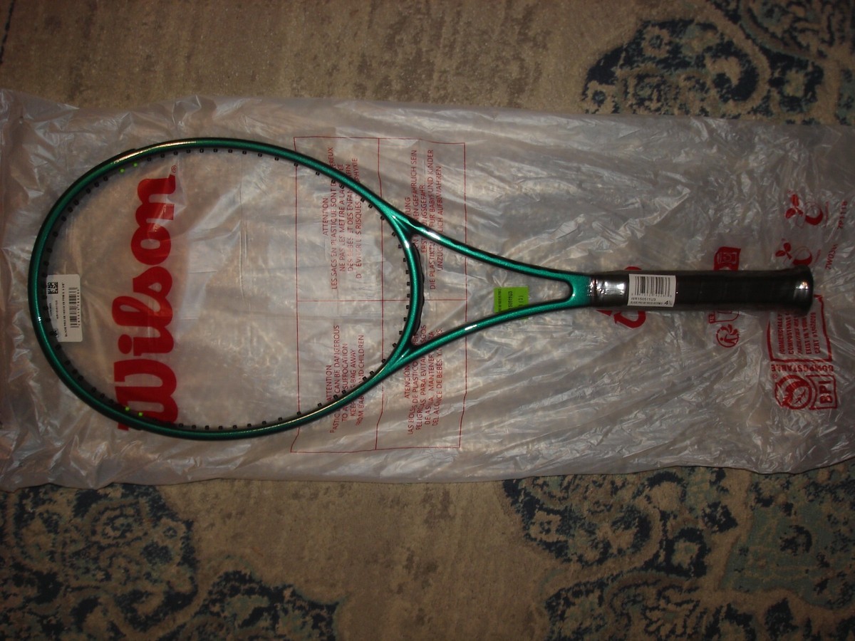 Wilson Blade Pro 98 V9 ( Version 9 ) 16x19 Tennis Racquet 4 3/8