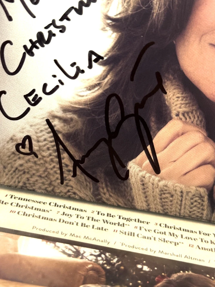 Компакт-диск с автографом Эми Грант Tennessee Christmas - Изображение 3 из 4
