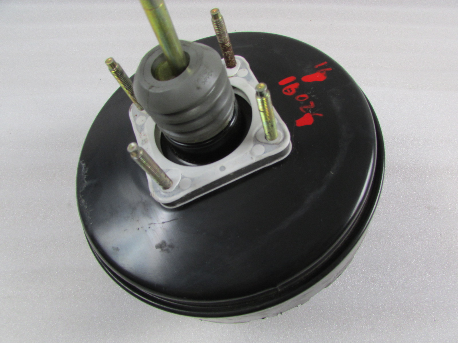 Maserati Quattroporte, Power Brake Booster, Used, P/N 204154