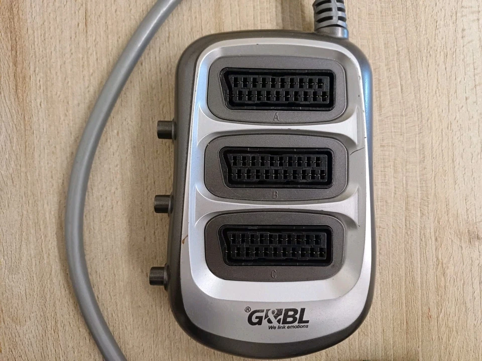 G&BL 275 - Derivatore Video MULTISCART Silver/Grey - Immagine 2 di 4