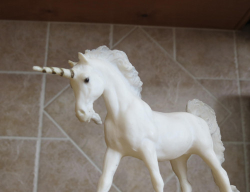 Breyer Little Bits Paddock Pals white Unicorn toy collectible horse retired NICE