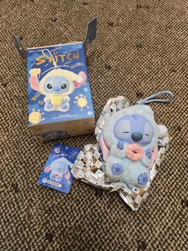VENDEDOR DE EE. UU. Miniso Stitch Eat Something Before You Sleep In Hand caja ciega de felpa