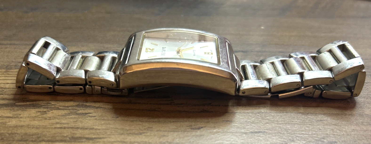 Decade Men's 7.5" Silvertone Rectangular Watch Ne… - image 4