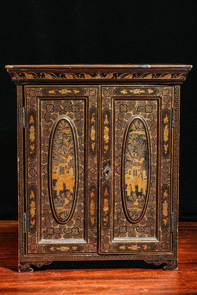 Amazing Antique Chinese Export Gilt Decorated Black Lacquer Jewelry Cabinet - Image 2 of 4