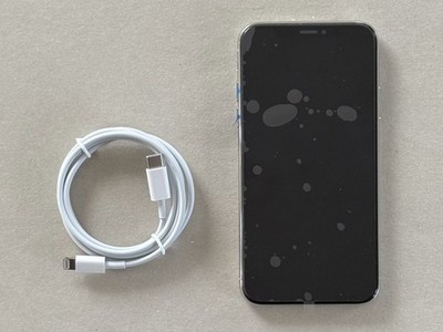 Apple iPhone X, 64GB, Silber, neuwertig, Gehäuse & Display & Battery neu