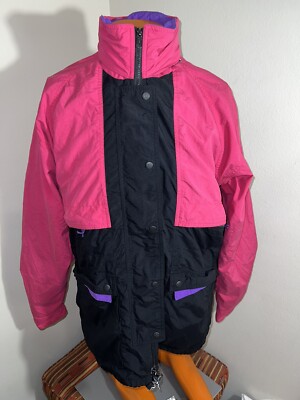 A7 Vintage 90s Helly Hansen LIFA Spell Out Nylon Parka Coat Jacket Fuchsia Women