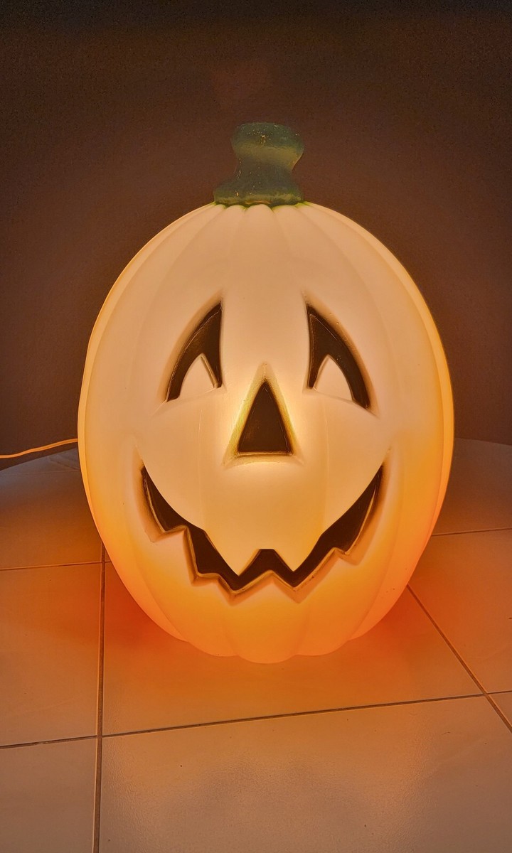 新品・未使用品　CORAL & TUSK　Jack o lantern Amazon.com: Halloween Jack o Lanterns Light Up Pumpkin