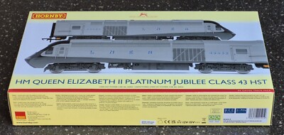 Hornby R30215 HM Queen Elizabeth II Platinum Jubilee HST Train Pack DCC ready