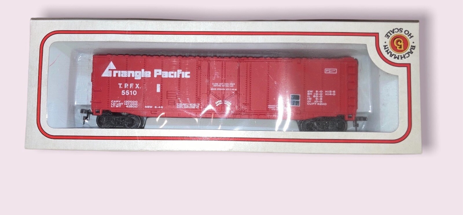 TRAIN Triangle Pacific Box HO Scale Car