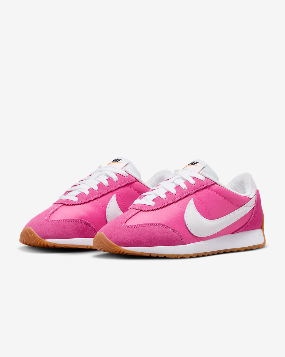 HM4771-600 Nike Pacific Pinksicle Gum Light Brown Total Orange