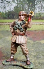 THE COLLECTORS SHOWCASE KOREAN WAR CS01123 CHINESE PVA BUGLER