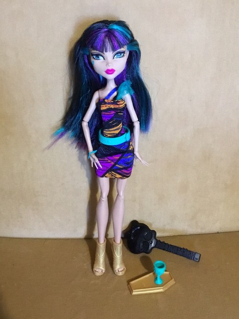 cleo de nile doll original