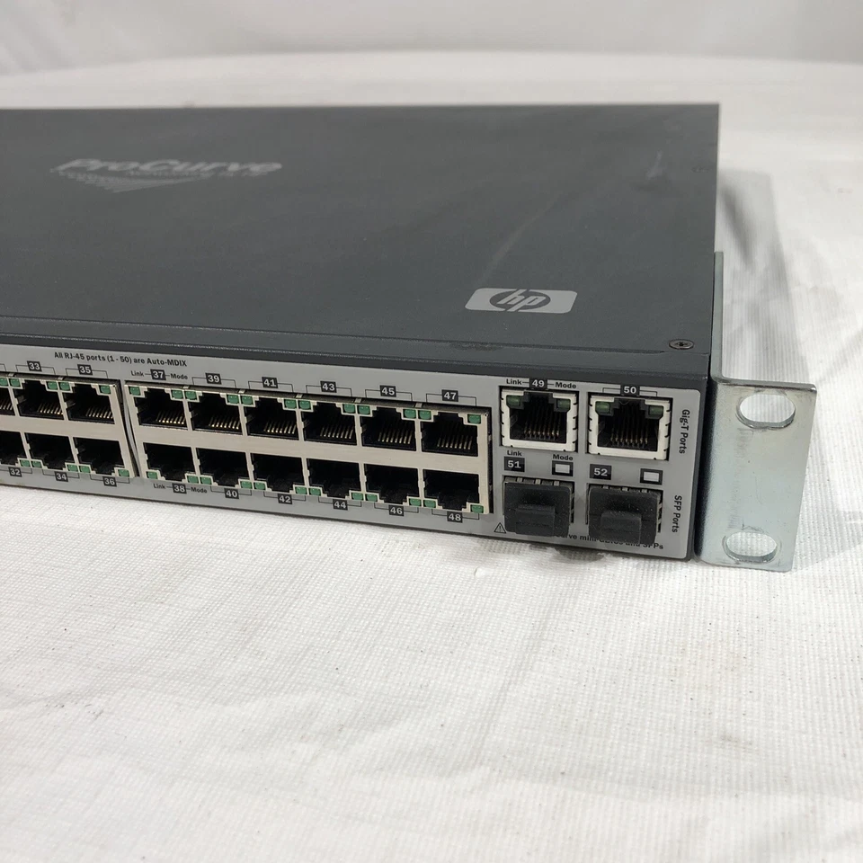 Conmutador 48 puertos 10/100 Mbps RJ45 HP ProCurve J9089A 2610-48 con orejas Foto 3 de 4