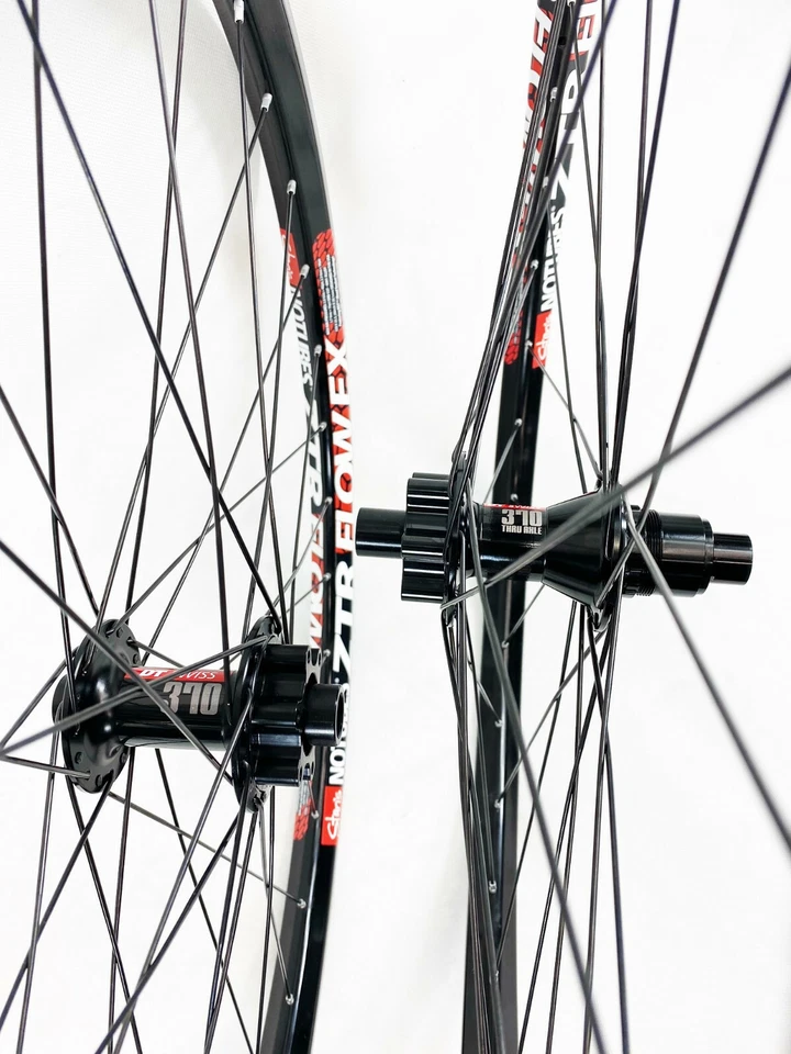 Laufradsatz DT Swiss 370 NoTubes ZTR FLOW EX 26"  ENDURO NEU  - Bild 2 von 4