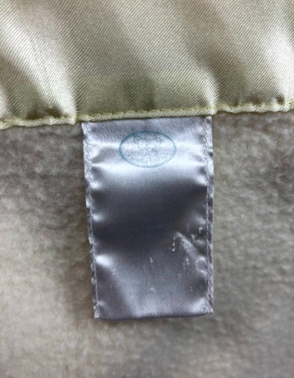 考拉宝宝纯色黄色婴儿毯缎面装饰柔软男女通用 36x42 安全二手状况完好 — 第 2/3 张图片