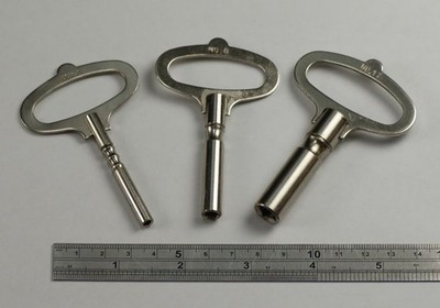 Uhrenaufzugsschlüssel französischer Typ vernickelter Stahl 2,5 mm - 7 mm Schlüssel Standfuß