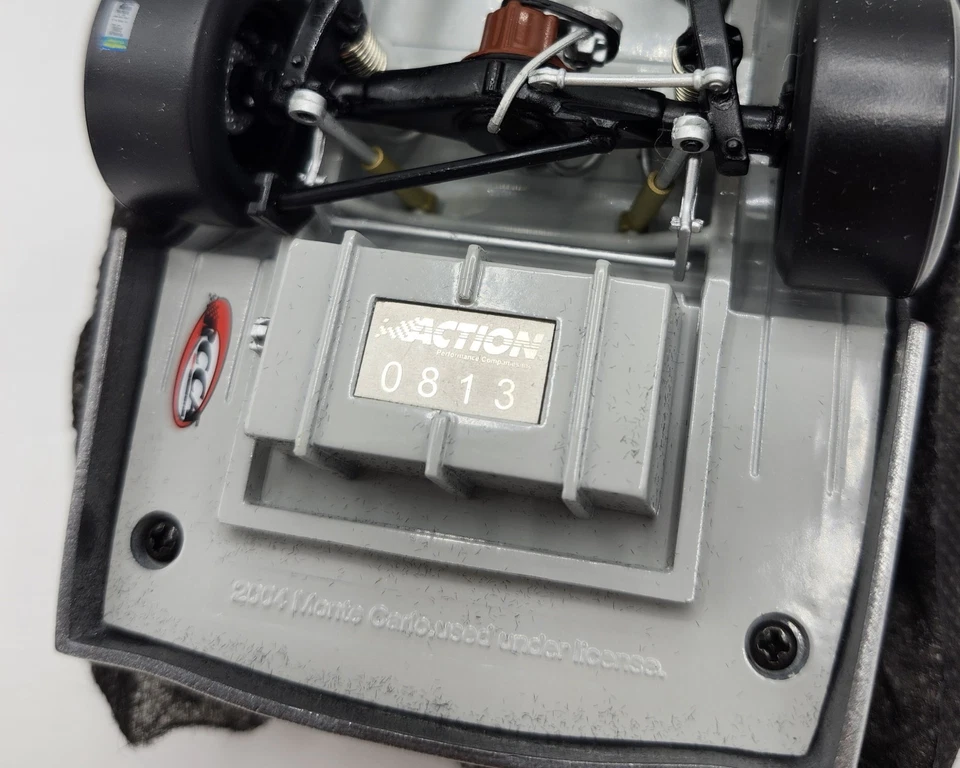 С автографом 2004 Jimmie Johnson #48 Lowe's HMS 20th Anniversary Monte Carlo 1:24 - Изображение 4 из 4