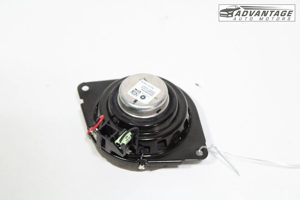 Dodge Charger 2012-23 puerta delantera o trasera altavoz de sonido tweeter Harman Kardon OEM Foto 4 de 4