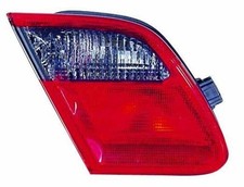 Feu arrière Mercedes 210
