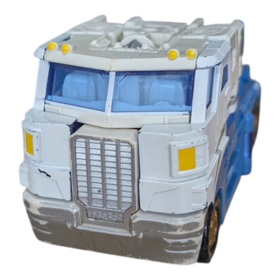 Transformers Classics Generations Ultra Magnus Action Figure Read Description  - Image 4 of 4